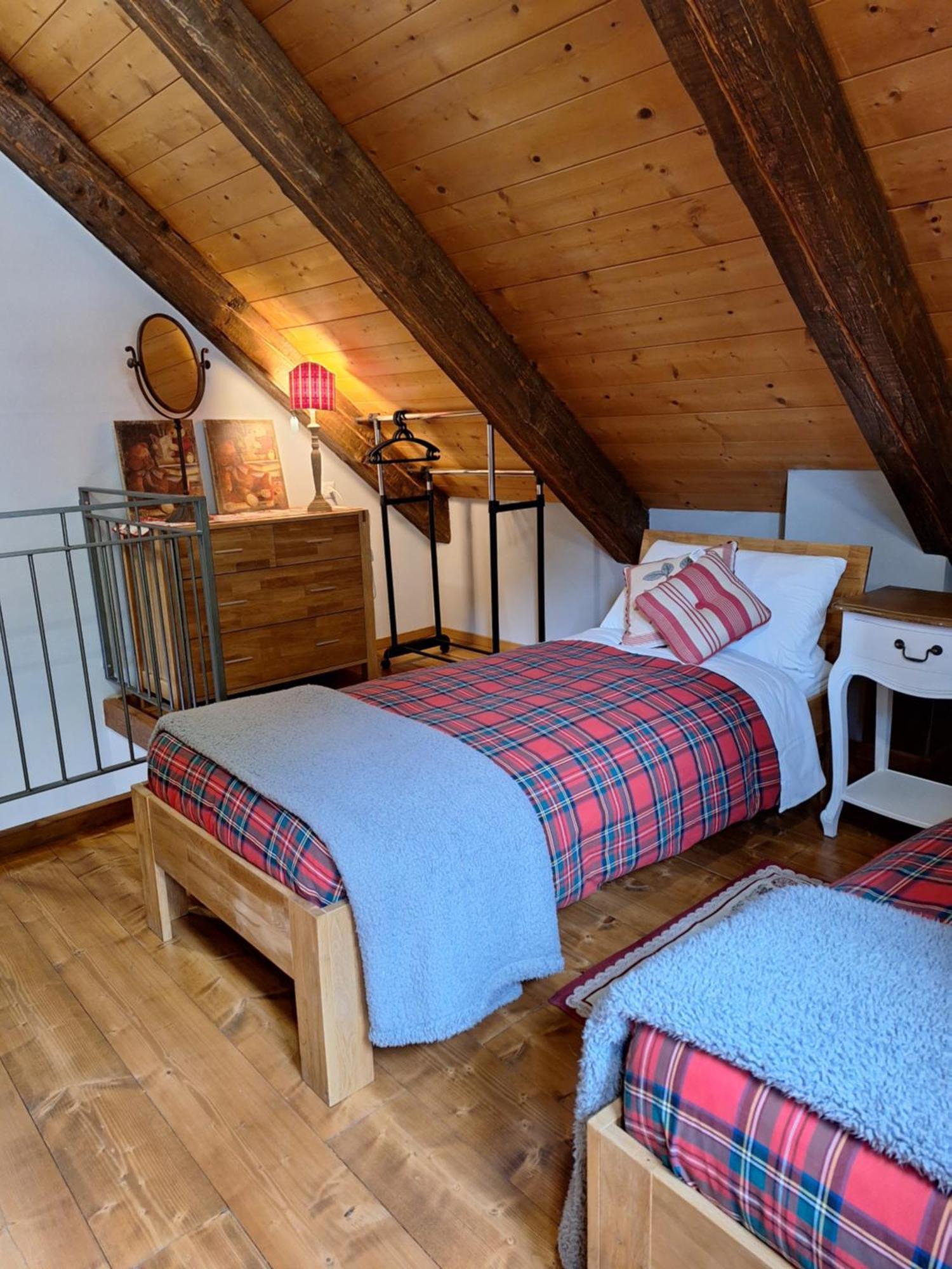 Locanda Del Sasso Rooms Crodo Bagian luar foto