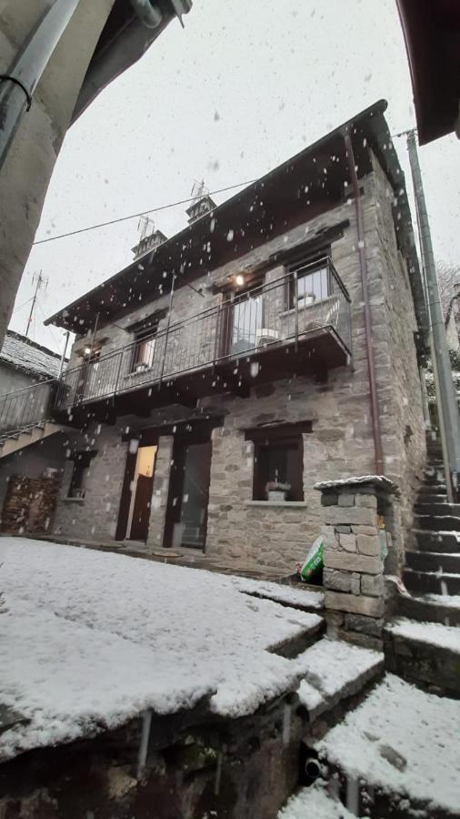 Locanda Del Sasso Rooms Crodo Bagian luar foto